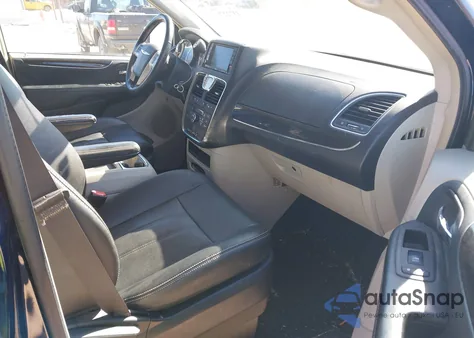 2016 Chrysler Town & Country Touring from USA, damaged, VIN 2C4RC1BG5GR294543